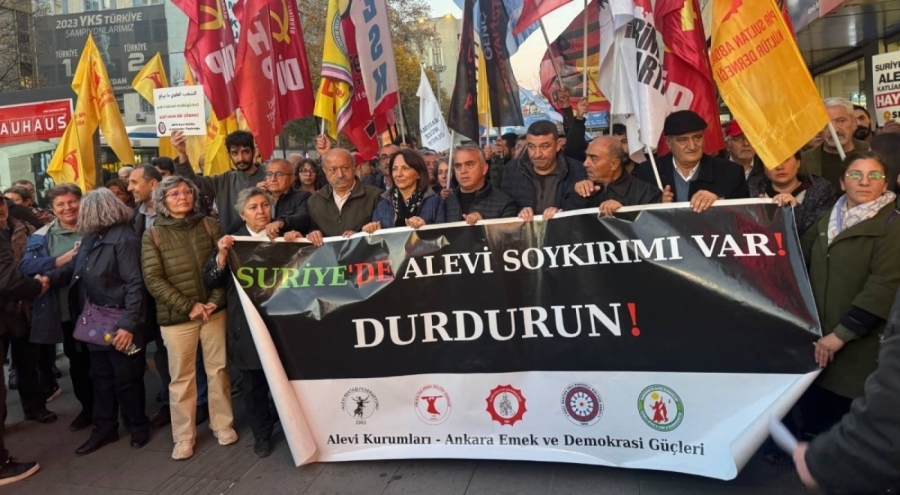 Suriye'deki Alevilere yönelik saldırılar protesto edildi