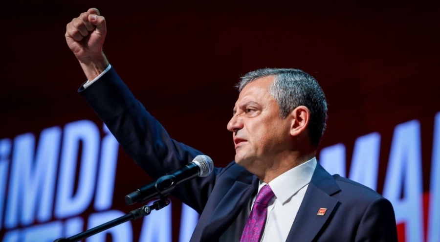 CHP'nin 39. Olağan Kurultayı'nda Özgür Özel yeniden genel başkan seçildi