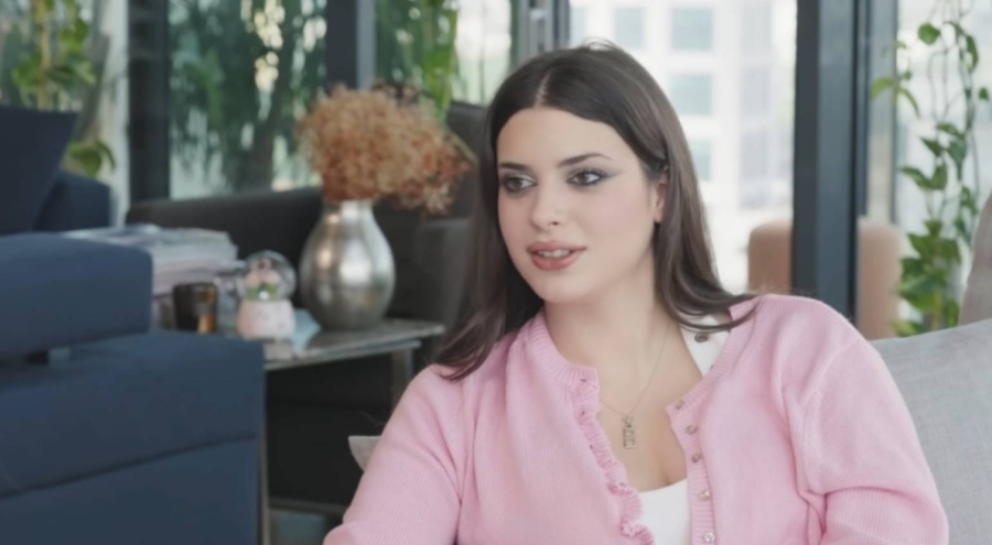 Derin Talu: En büyük önerim çirkin kızlarla arkadaş olmamak