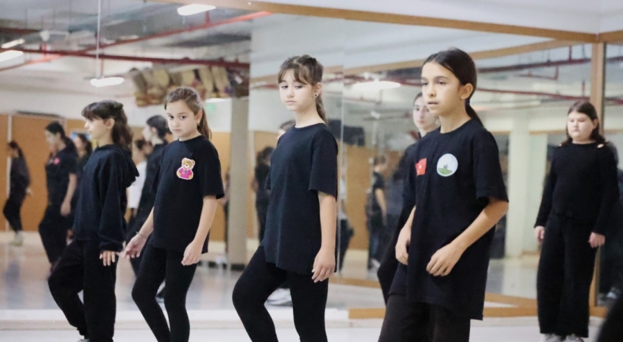 Osmangazi Belediyesi'nin dans kursları yoğun ilgi görüyor