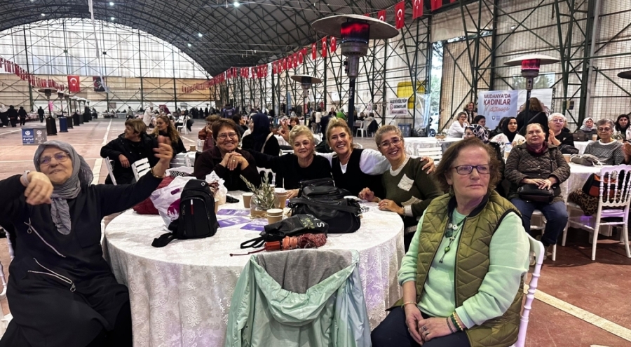 Bursa'da eğlence ve dayanışma aynı çatıda