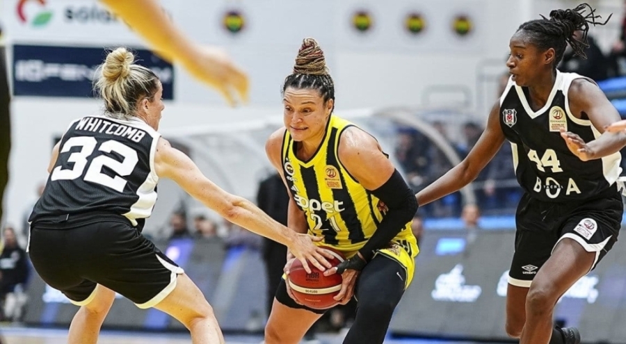 Basketbol Süper Ligi'nde derbinin kazananı Fenerbahçe