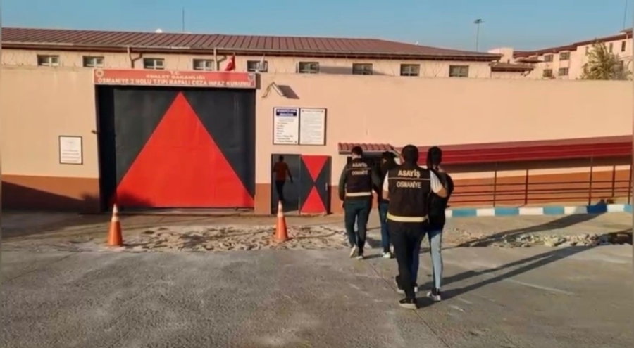 Osmaniye'de molotoflu saldırı: Kamyoneti ateşe veren 2 şahıs tutuklandı