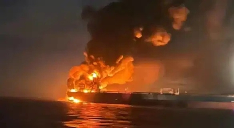 Ulaştırma Bakanlığı açıkladı! Karadeniz'de yanan gemide son durum!