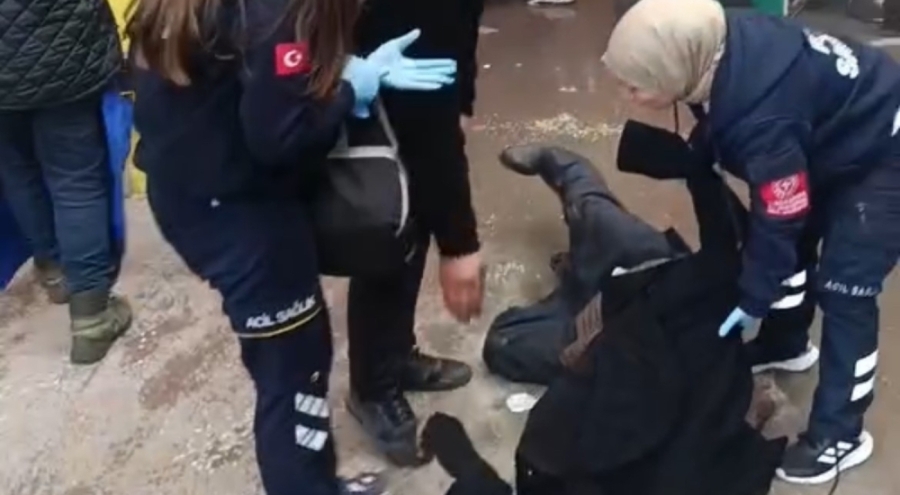 Bursa'da pazar alanında korkutan anlar: 1 kişi dumandan etkilendi