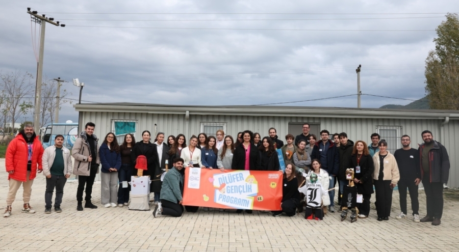 Bursa'da gençler iklim krizini doğada ele aldı