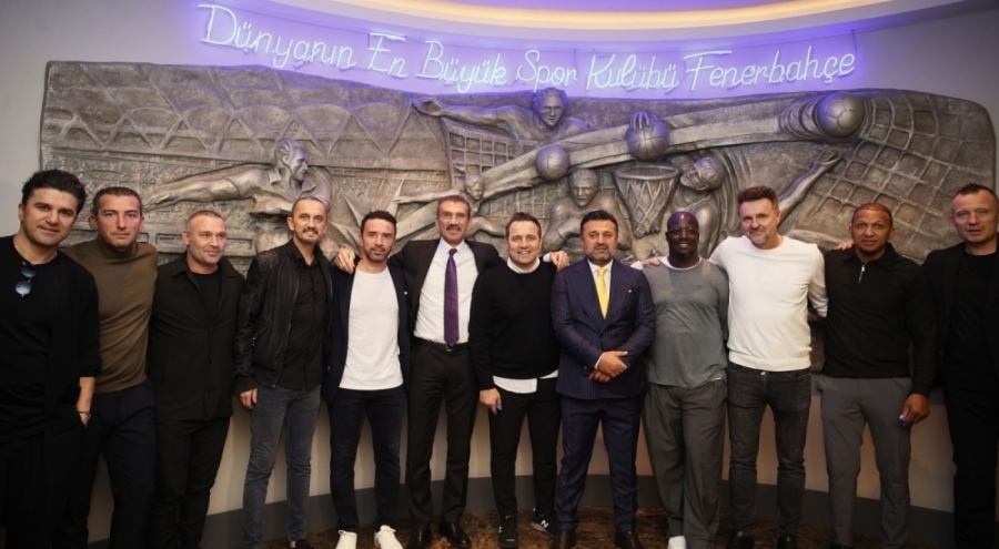 Fenerbahçe'nin eski yıldızları Galatasaray derbisi öncesi buluştu