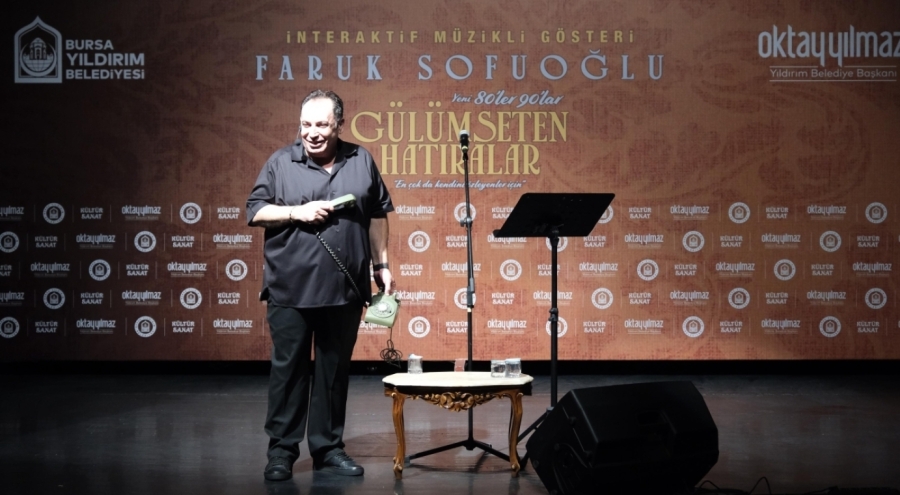 Yıldırım Belediyesi'nden nostalji ve kahkaha dolu gece