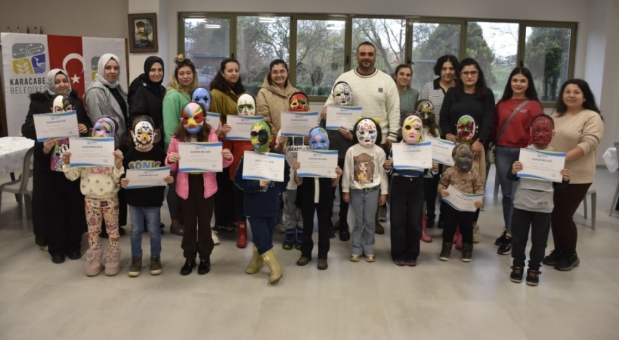Karacabey Belediyesi'nden anne-çocuk maske boyama atölyesi
