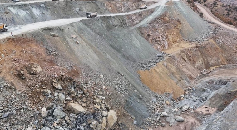 15 gündür toprak altında: Şantiye müdürü hala bulunamadı