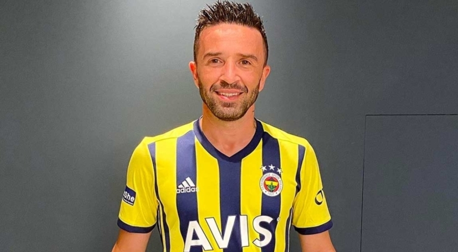 Gökhan Gönül kimdir?