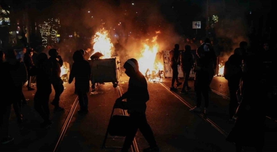 Bulgaristan'daki hükümet karşıtı protestolarda gözaltı sayısı 71'e yükseldi