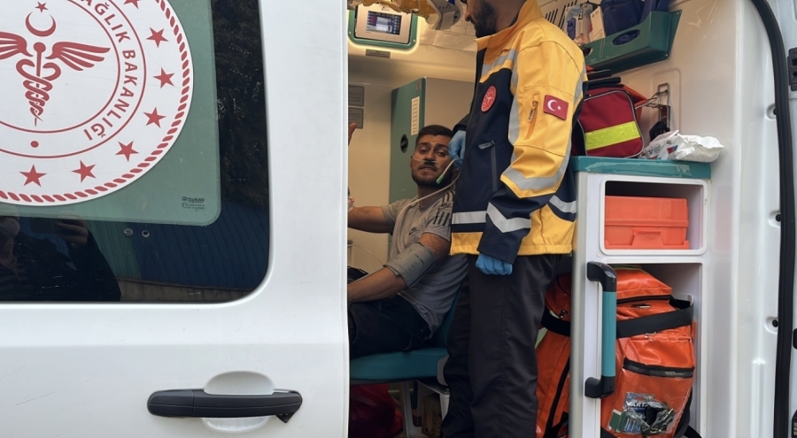 Kocaeli'de yangın paniği: Baba ve oğlu dumandan etkilendi