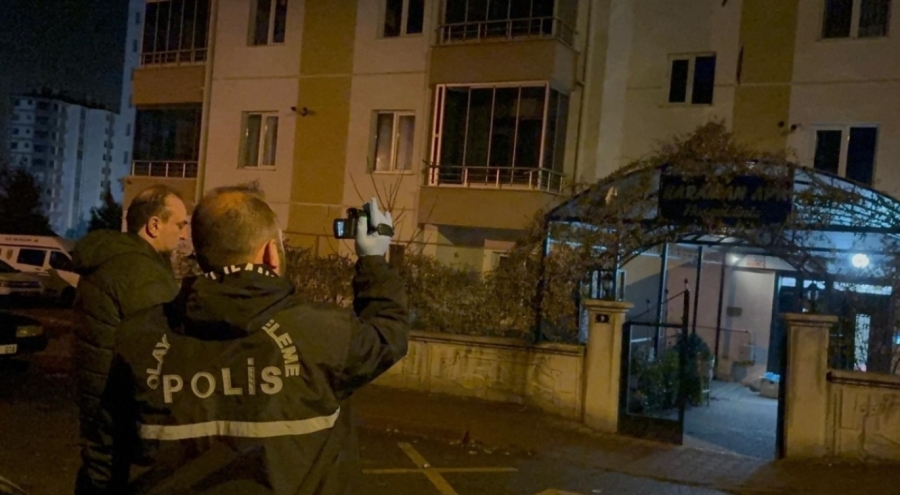 Baba oğul kavgası kanlı bitti! 1 ağır yaralı