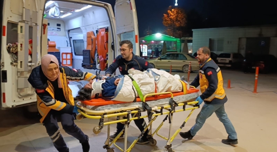 Bursa'da marketin yük asansöründe sıkışan işçi ağır yaralandı