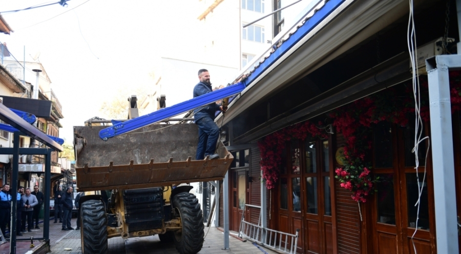 Osmangazi Belediyesi kaçak eklentilere geçit vermiyor