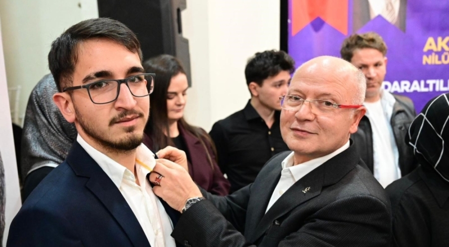 AK Parti Bursa ailesi büyümeye devam ediyor