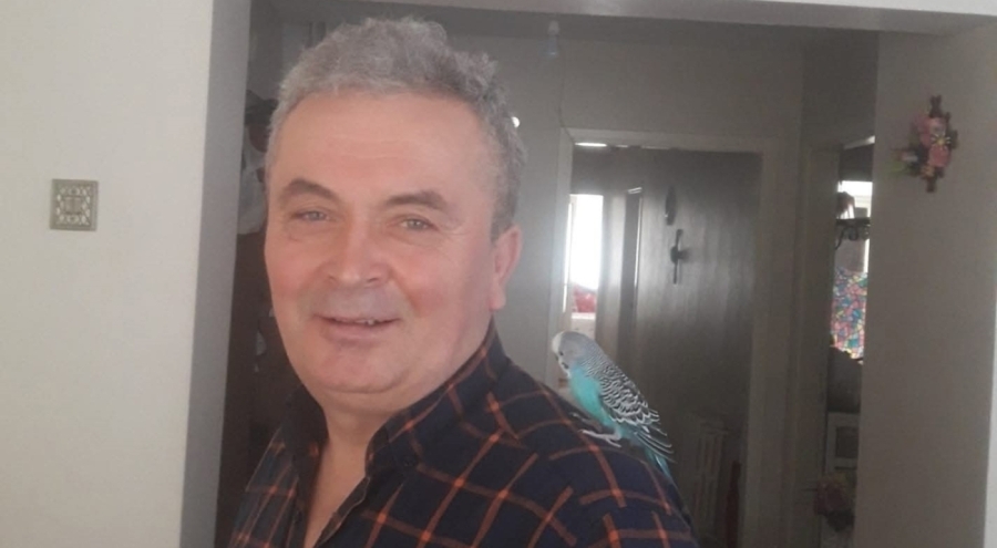 Arkadaşı ile birlikte kaldığı evinde ölü bulundu