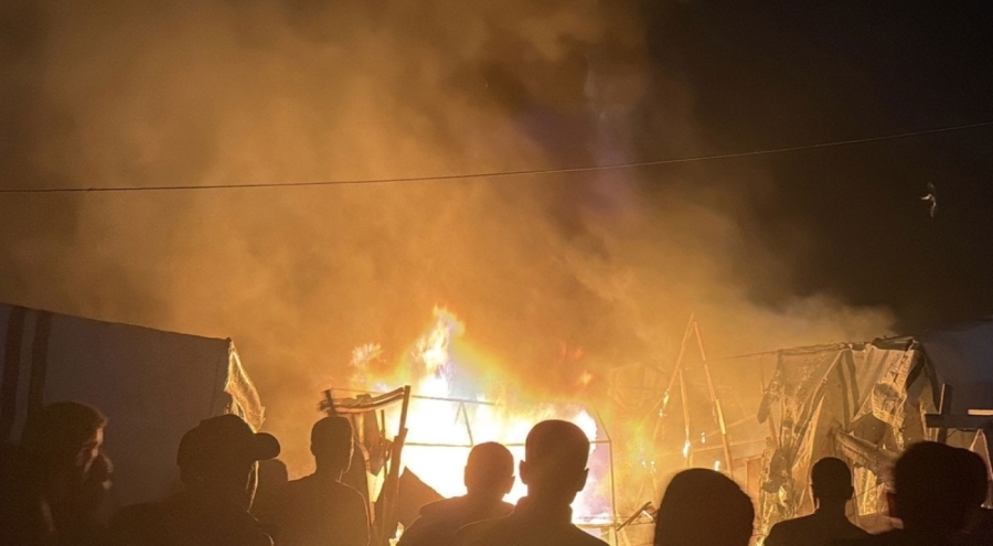 İsrail Gazze'de Filistin kampını vurdu: Çok sayıda ölü var