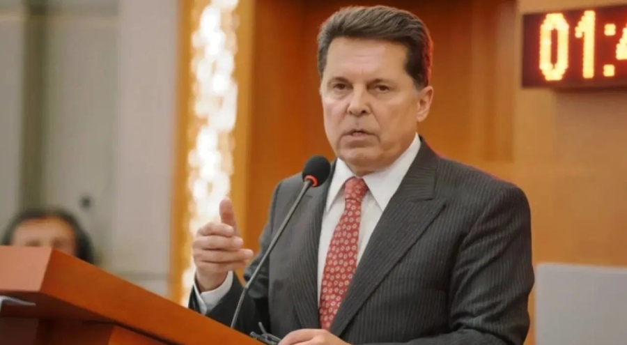 Dolaşıma sokulan o sözler nedeniyle hedef alınmıştı: Ahmet Özer'den açıklama geldi!