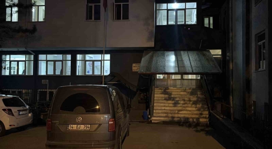 Lise öğrencisi tartıştığı çocuk tarafından bıçaklandı