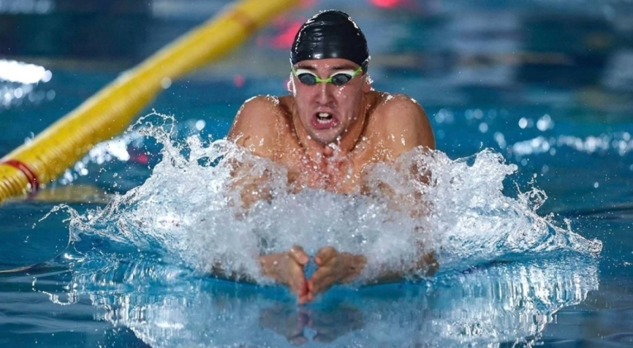 Milli yüzücü Emre Sakçı, Avrupa Yüzme Şampiyonası'nda gümüş madalya elde etti