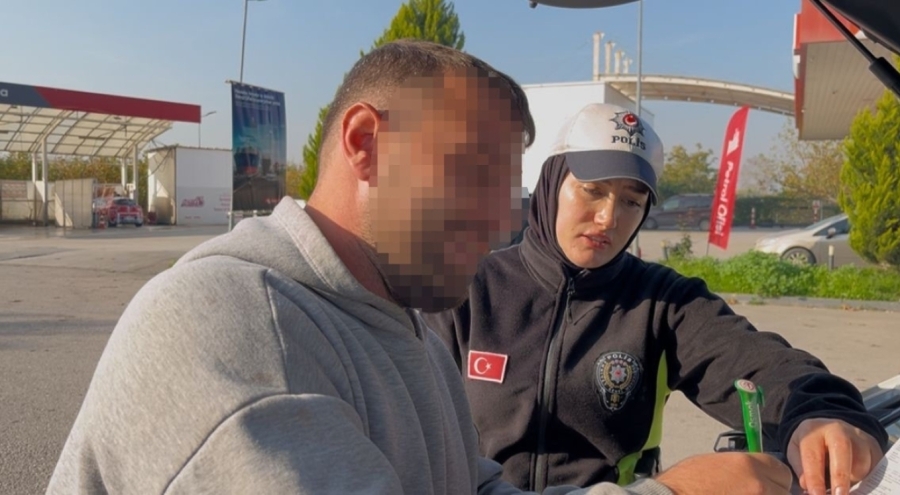 Bursa'da kış lastiği uygulamasında, yasak saatte araç kullanmaktan ceza yediler