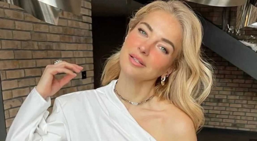 Burcu Esmersoy EYT'den emekli olduğunu açıkladı