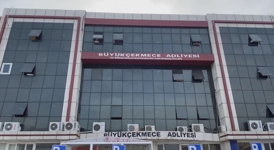 Büyükçekmece Adliyesi'nin emanet kasasındaki ziynet hırsızlığına tutuklama talebi