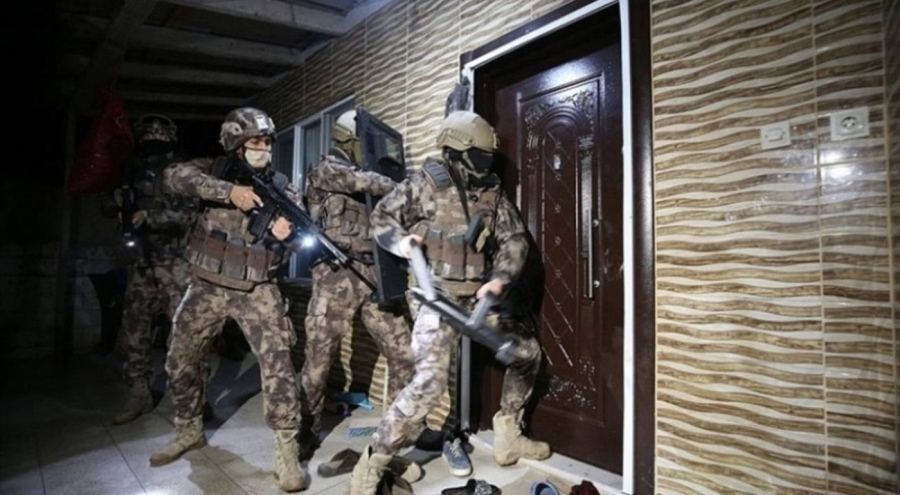 Casperlar ve Çirkinler çetelerine operasyon: 3'ü çocuk 7 kişi gözaltında