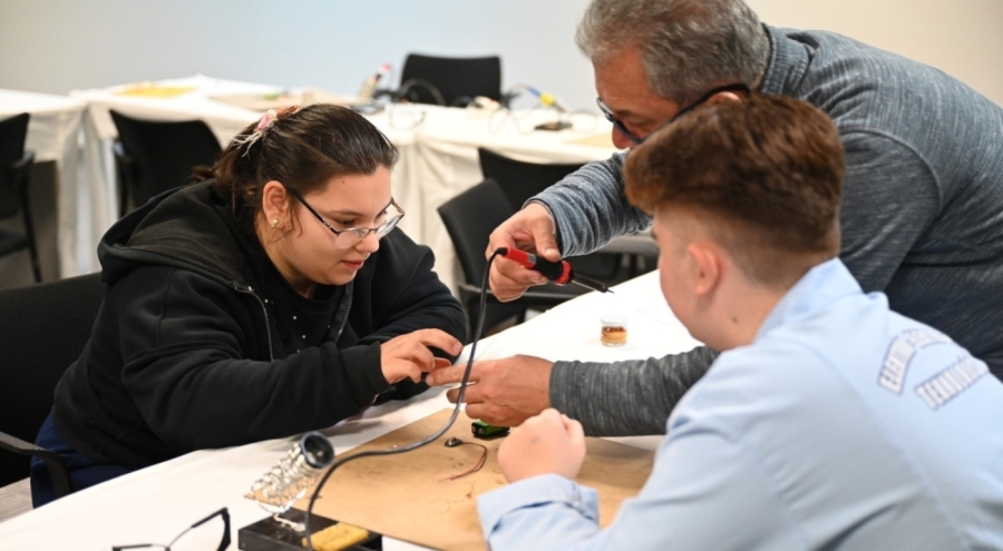 Bursa'da öğrenciler bilimle buluştu