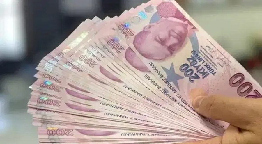 Bürokratlara 30 bin TL'lik ek zam düzenlemesi iptal edildi