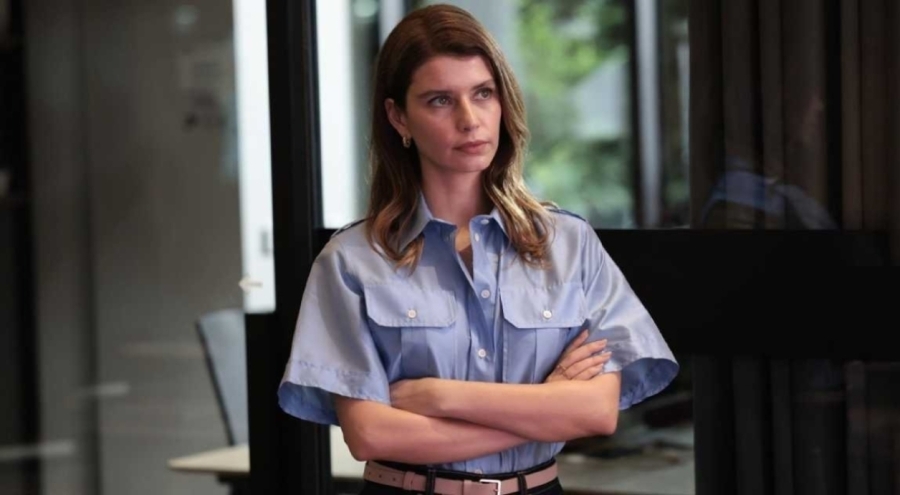 Beren Saat'in filmi vizyona girmeden kaldırıldı