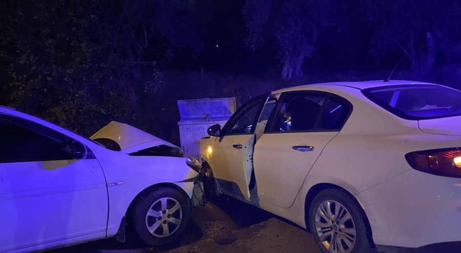 Bursa'da feci kaza! 2'si ağır 4 yaralı