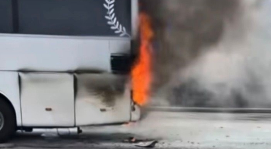 Gaziantep'te yolcu otobüsünde çıkan yangın söndürüldü