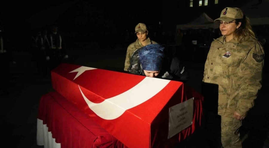 Muş'ta Üsteğmen Ali Kablan silah kazasında yaşamını yitirdi