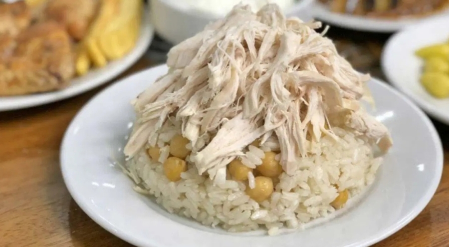 Tavuk pilav yiyen 30 işçi hastanelik oldu!