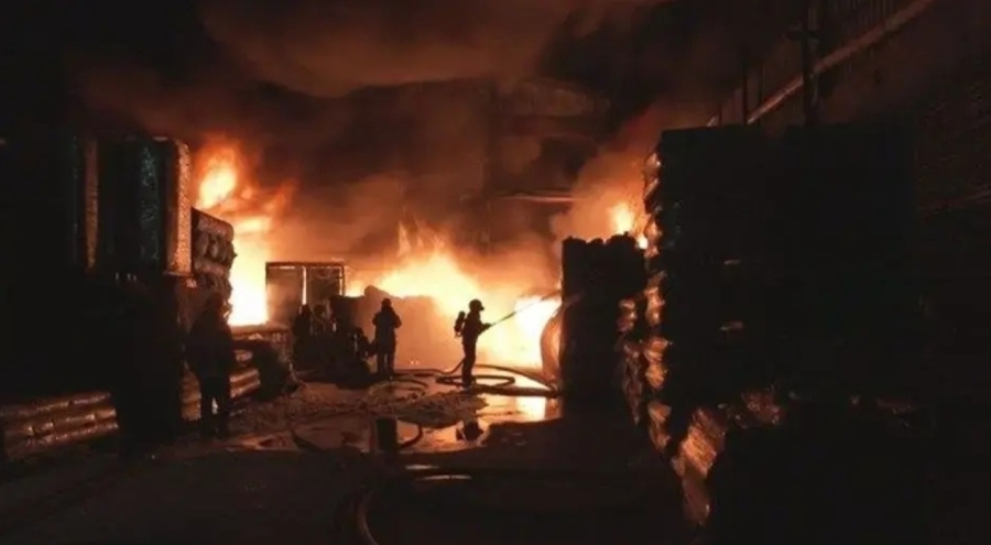 Hindistan'da gece kulübü yangını: Çok sayıda ölü var...