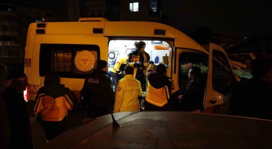 Polislerin karıştığı kazada 2 emniyet mensubu yaralandı