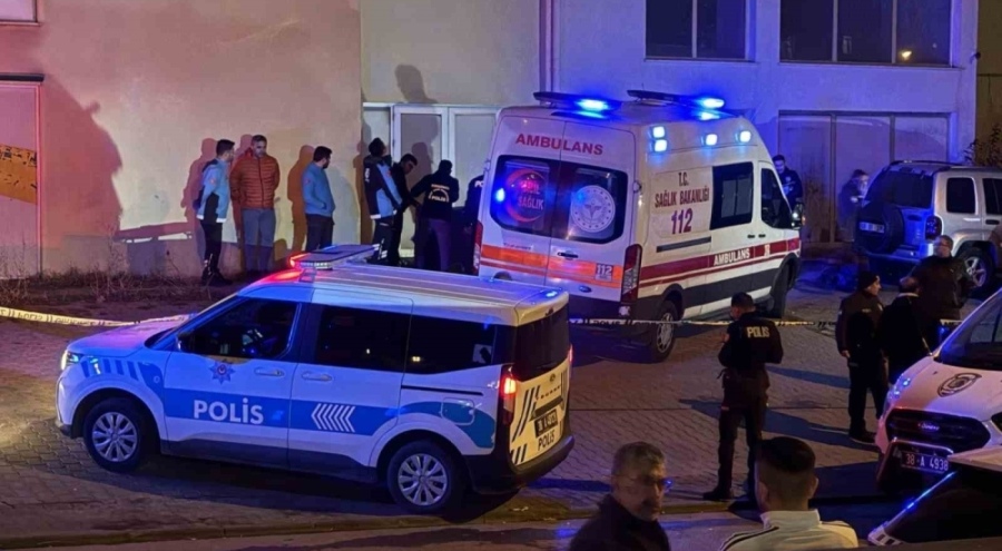 Kayseri'de 11. kattan düşen kız hayatını kaybetti