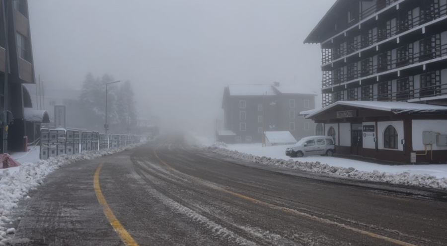 Uludağ'da kış başladı: Kar kalınlığı 10 santimetreye çıktı
