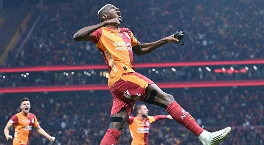 Osimhen rekor peşinde