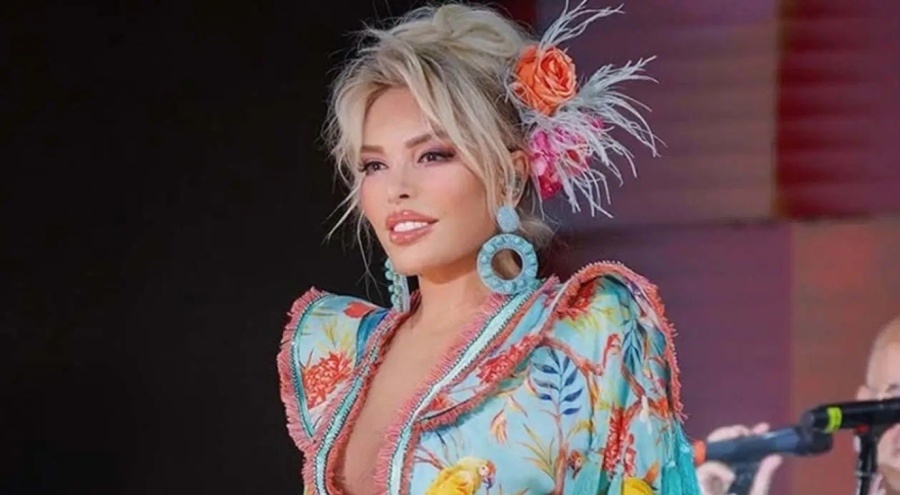 Süperstar Ajda Pekkan'dan 40 milyonluk reklam anlaşması