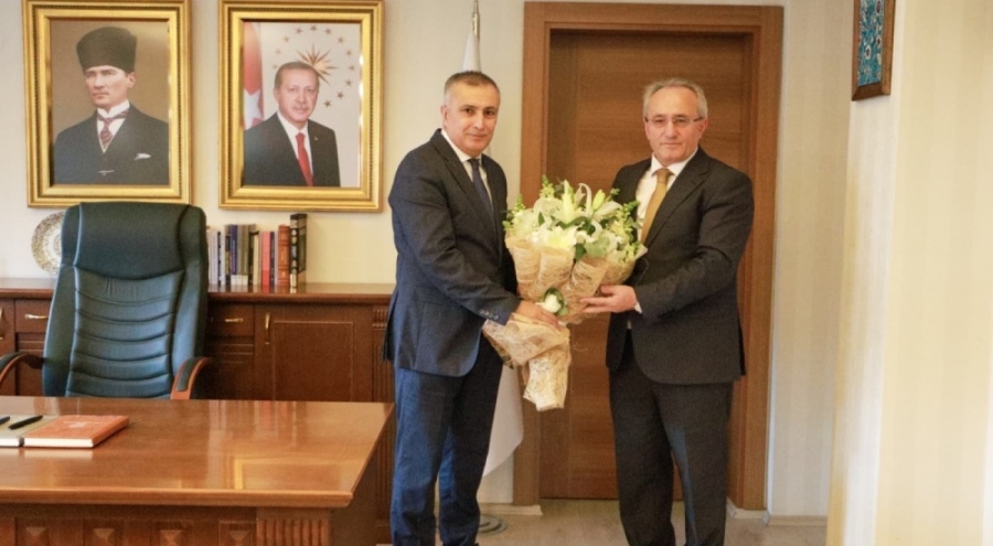 Bursa İl Mill&icirc; Eğitim Müdürlüğünde görev devir teslimi yapıldı