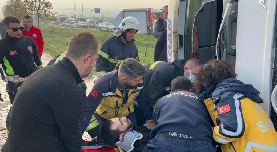 Tekirdağ'da yürekleri ısıtan an: Polis, yaralıyı kendi üniformasıyla örttü