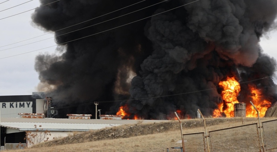 Kırıkkale OSB'de fabrika yangın çıktı