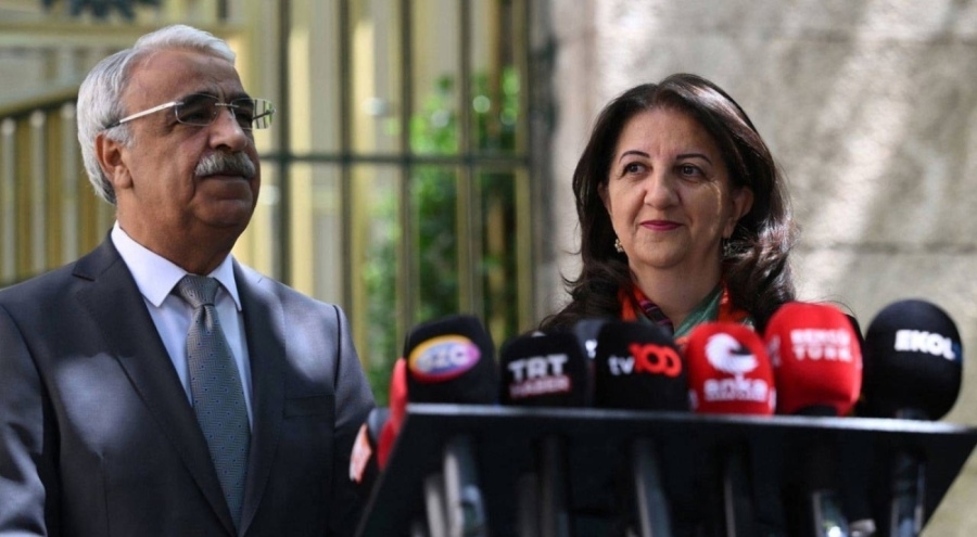 DEM Parti İmralı heyeti, yarın Babacan'ı ve Bahçeli'yi ziyaret edecek