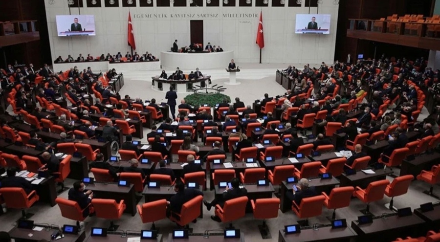 TBMM'de 'stajyer tacizi' iddiası: Bir kişi görevden uzaklaştırıldı