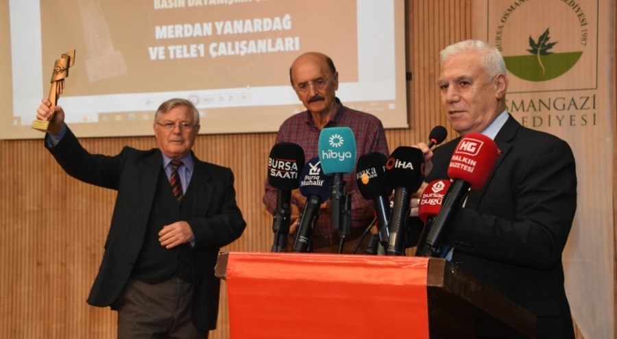 Çağdaş Gazeteciler Derneği Bursa Şubesi'nin ödülleri sahiplerini buldu