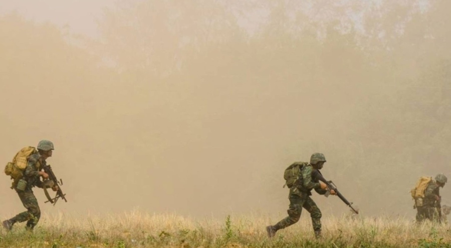 Tayland ve Kamboçya adım adım savaşa gidiyor!